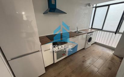 Kitchen of Apartment for sale in  Valencia Capital  with Balcony