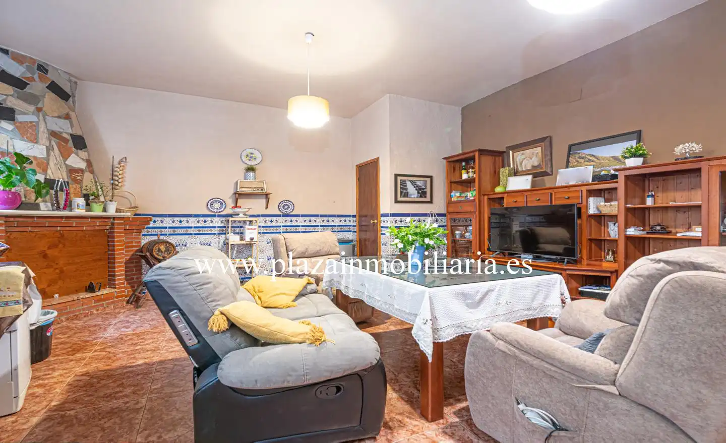 Sala d'estar de Casa o xalet en venda en Lucena amb Aire condicionat, Terrassa i Traster
