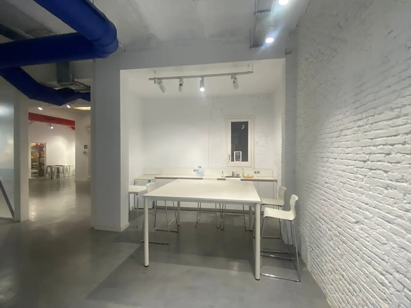 Office for rent in Barcelona  with Air Conditioner and Heating