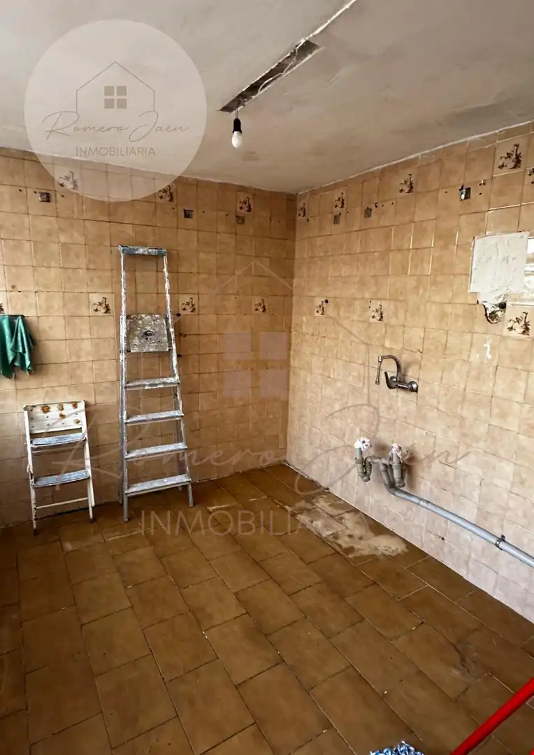 Bany de Pis en venda en Jaén