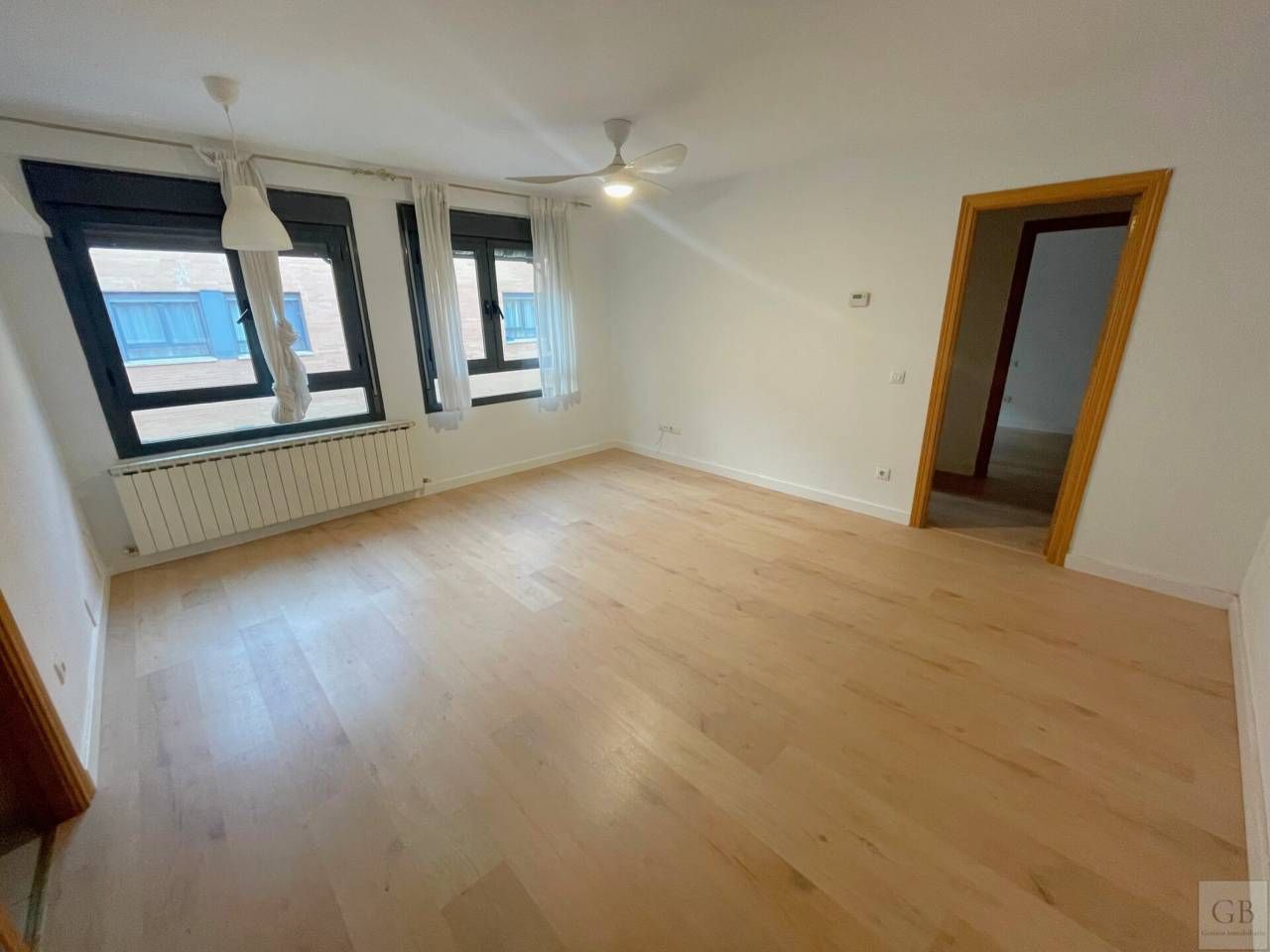 Habitación de Dúplex de alquiler en  Toledo Capital con Aire acondicionado, Calefacción y Piscina comunitaria