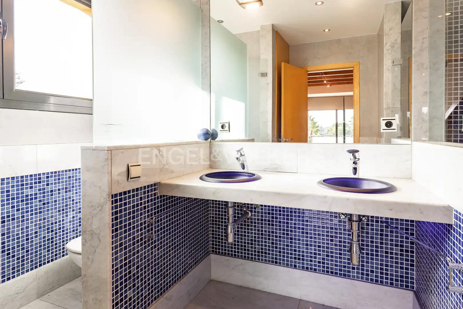 Baño de Casa o chalet en venta en Canovelles con Aire acondicionado, Calefacción y Jardín privado