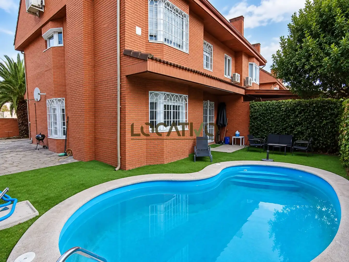 Reihenhaus mit Pool zum Verkauf in Brunete
