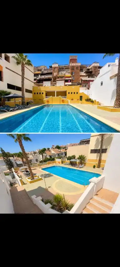 Piscina de Dúplex en venda en Roquetas de Mar
