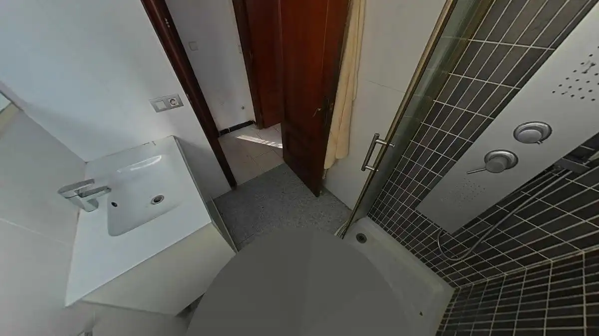 Bany de Casa adosada en venda en Montgat amb Jardí privat i Traster