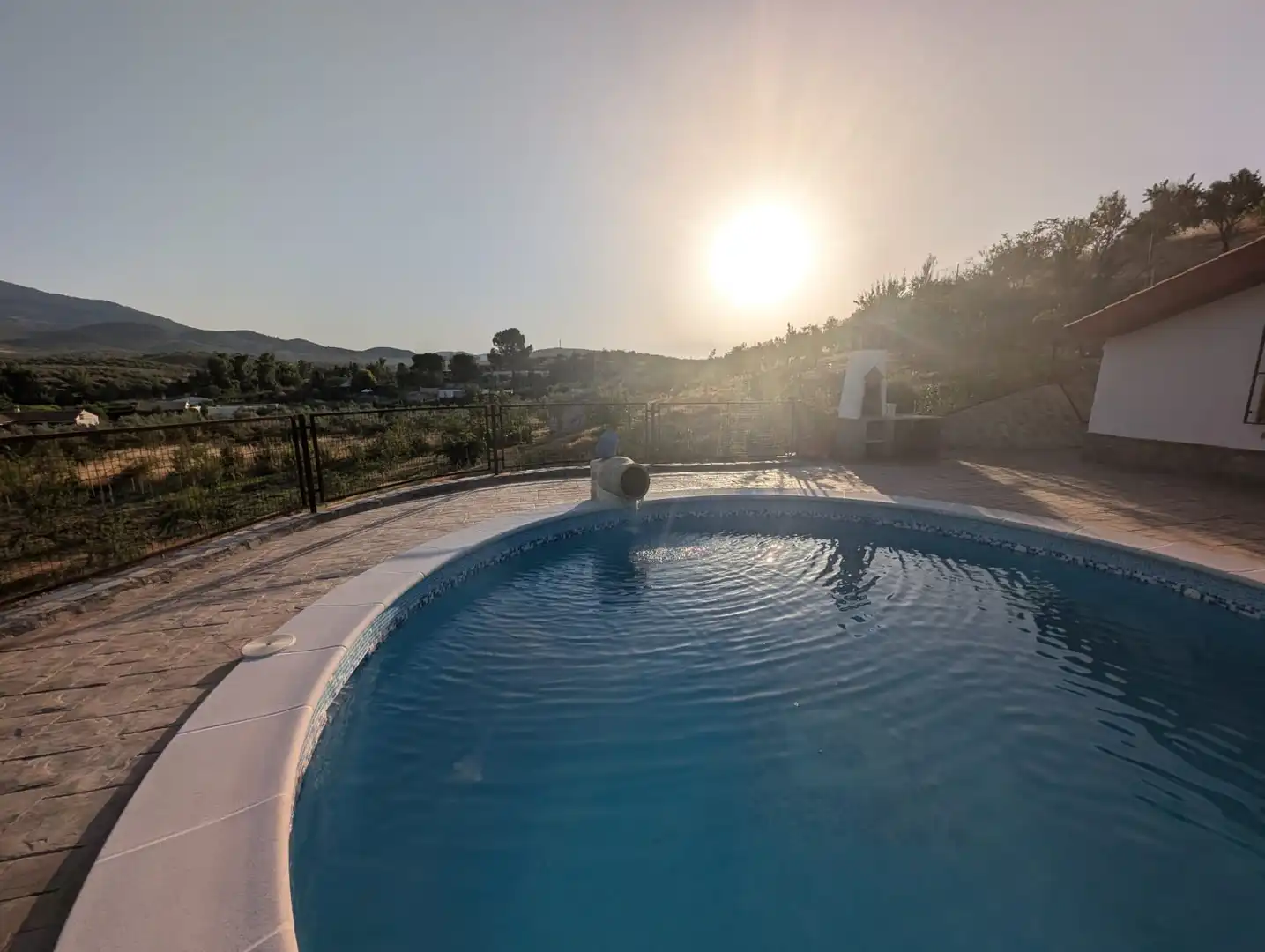 Schwimmbecken von Country house zum Verkauf in Alcaudete mit Klimaanlage, Privatgarten und Schwimmbad