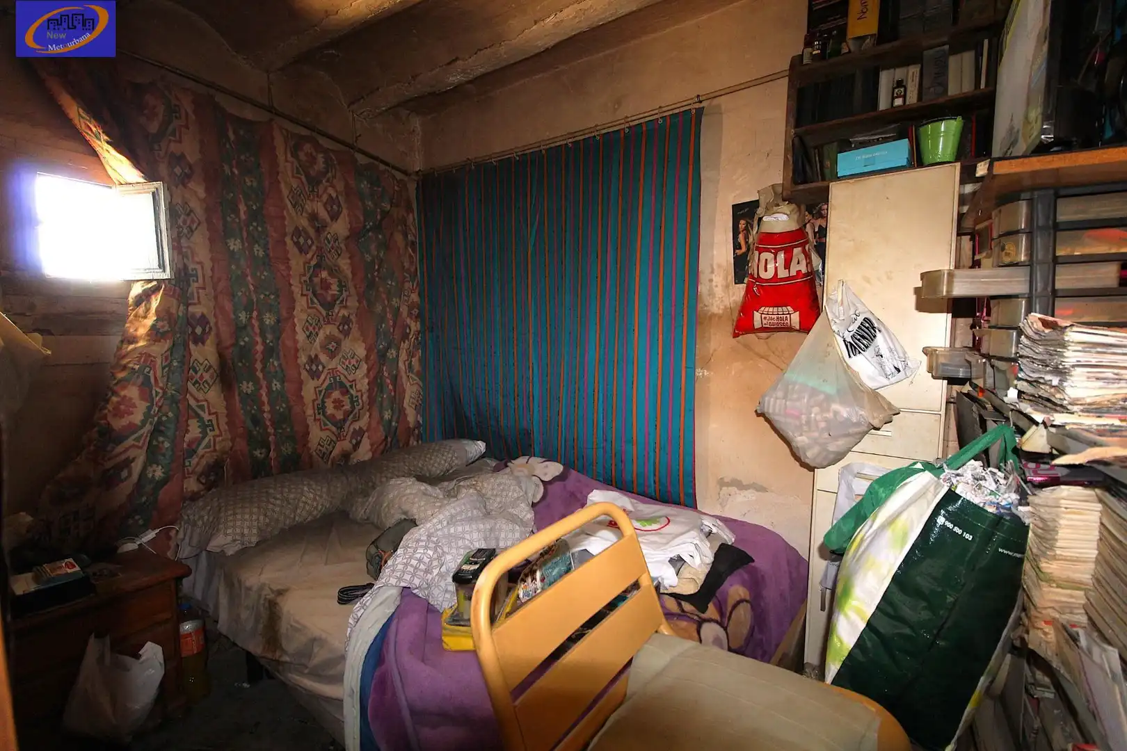 Bedroom of Houses for sale in Caudete de las Fuentes