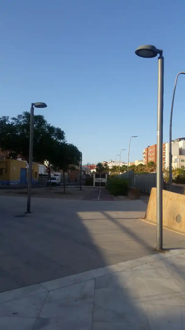 Vista exterior de Local en venda en Piedras Redondas - Torrecárdenas