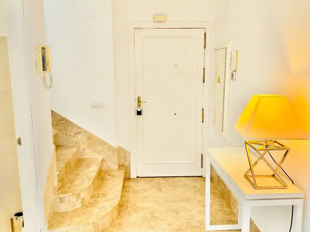 Dúplex en venta en Marbella con Aire acondicionado, Terraza y Piscina