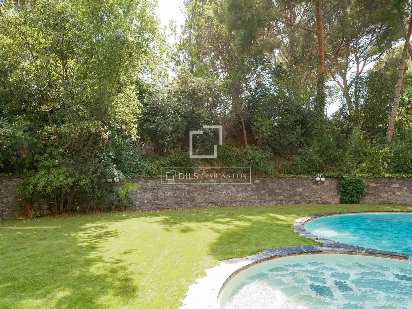 Garten von Wohnung zum Verkauf in Barcelona mit Klimaanlage, Terrasse und Abstellraum