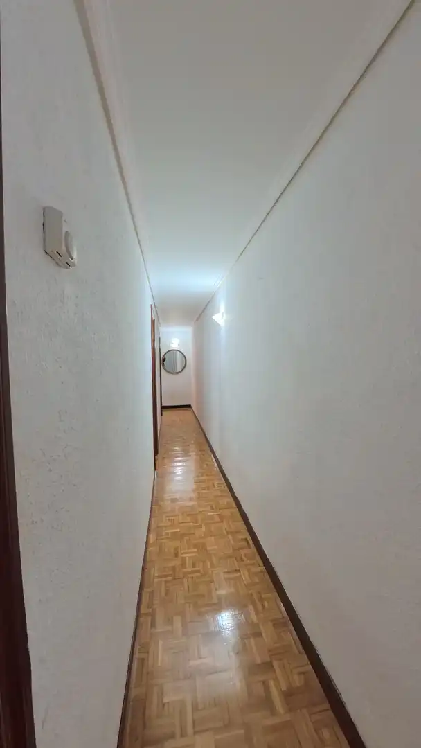 Piso en venta en  Logroño con Calefacción, Parquet y Trastero