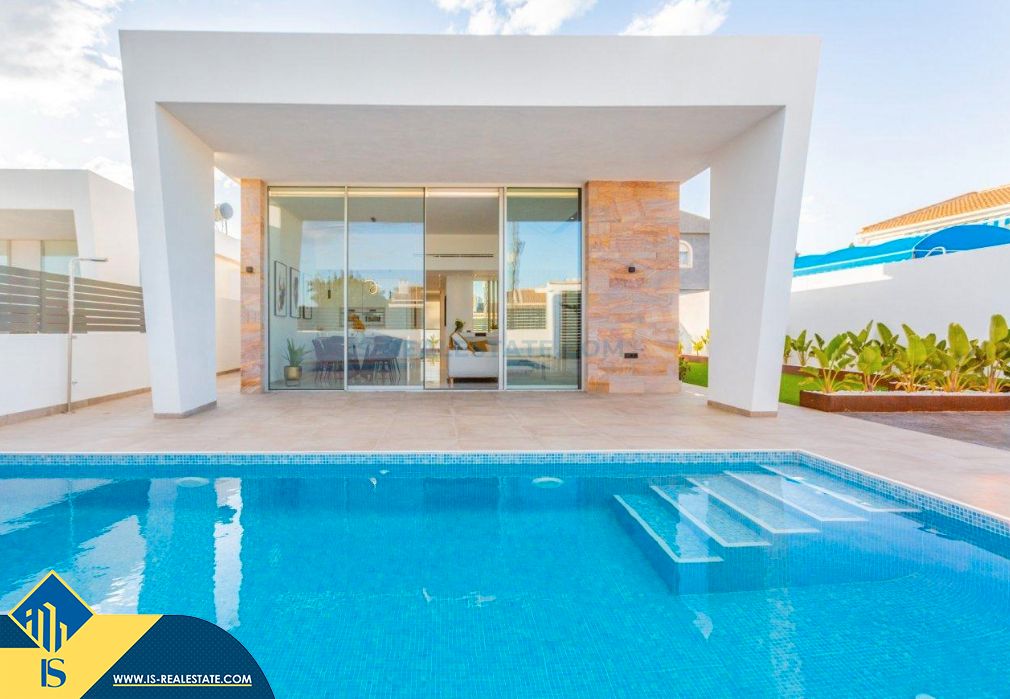 Piscina de Casa o xalet en venda en Torrevieja amb Terrassa, Piscina i Moblat