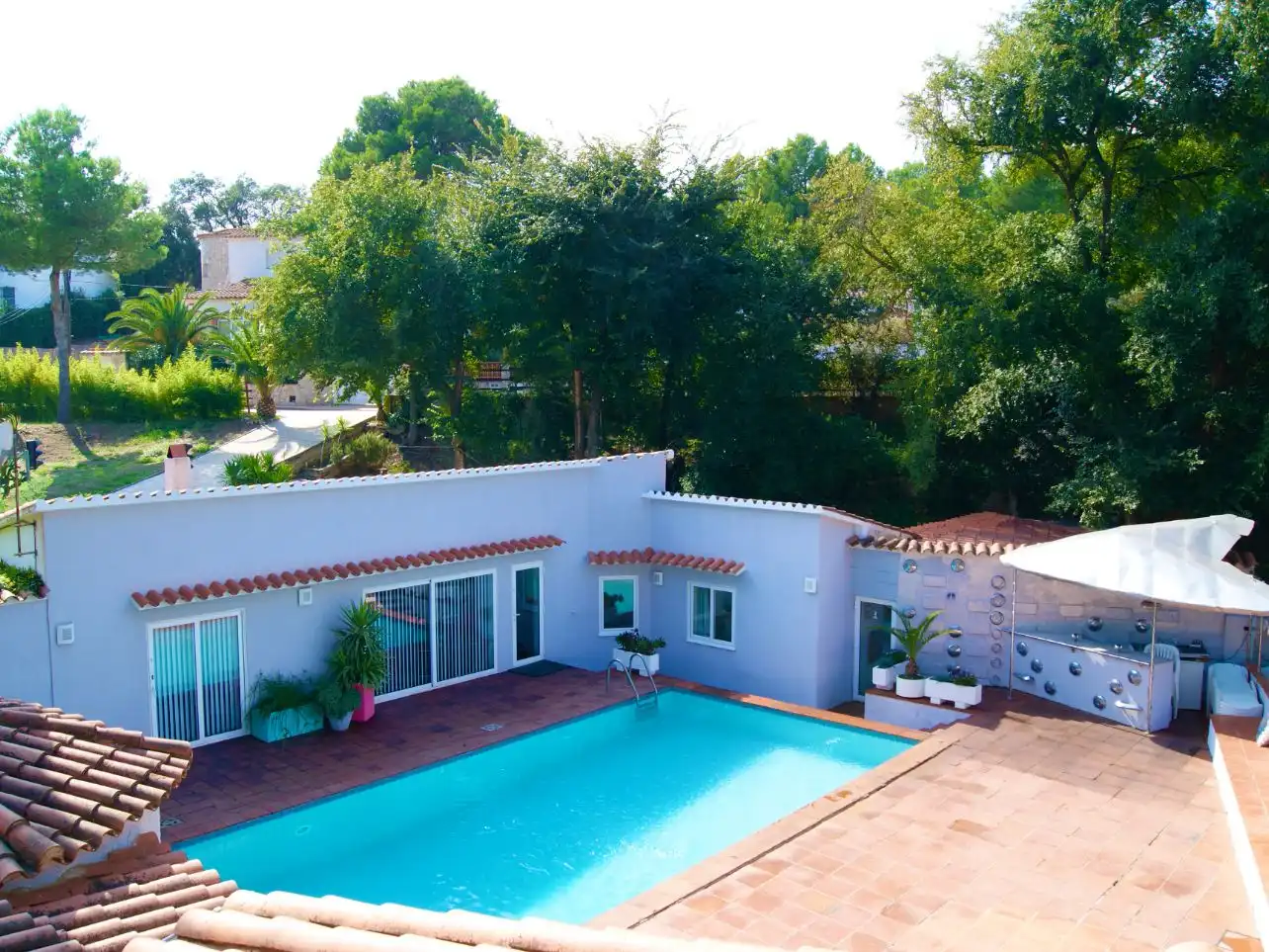 Casa con piscina in affitto a Carrer Berlin 53