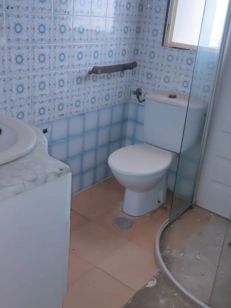 Bathroom of Flat for sale in Gines  with Balcony
