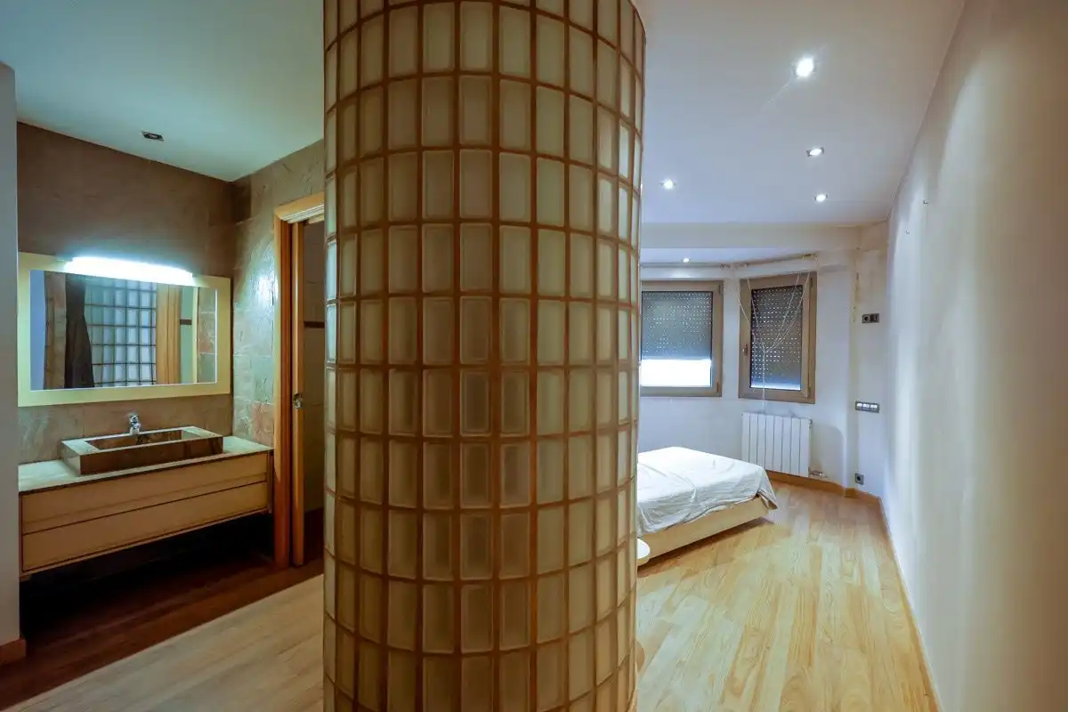 Bedroom of Houses for sale in Sabadell  with Air Conditioner, Heating and Terrace