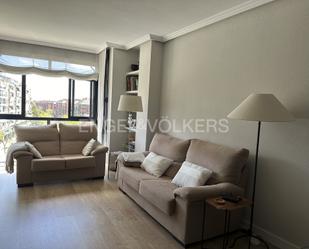 Living room of Apartment to rent in  Madrid Capital  with Air Conditioner and Swimming Pool