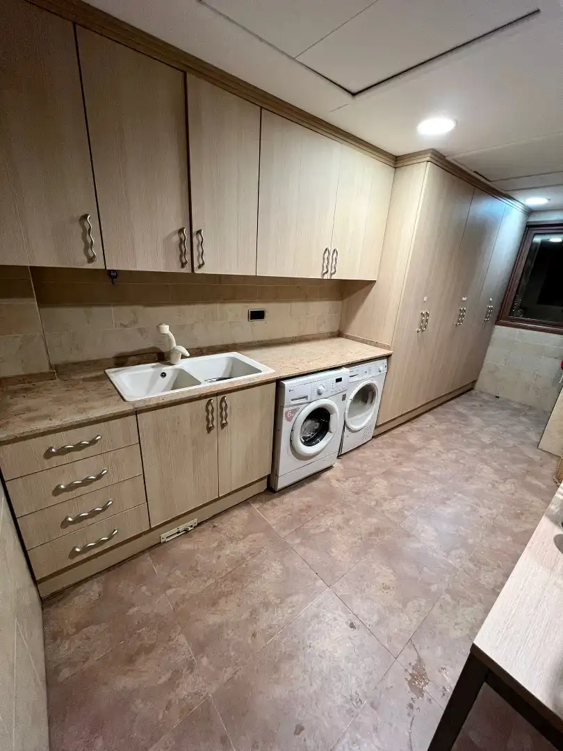 Casa con piscina en venta en Carrer de Joan Coromines i Vigneaux, imagen 42