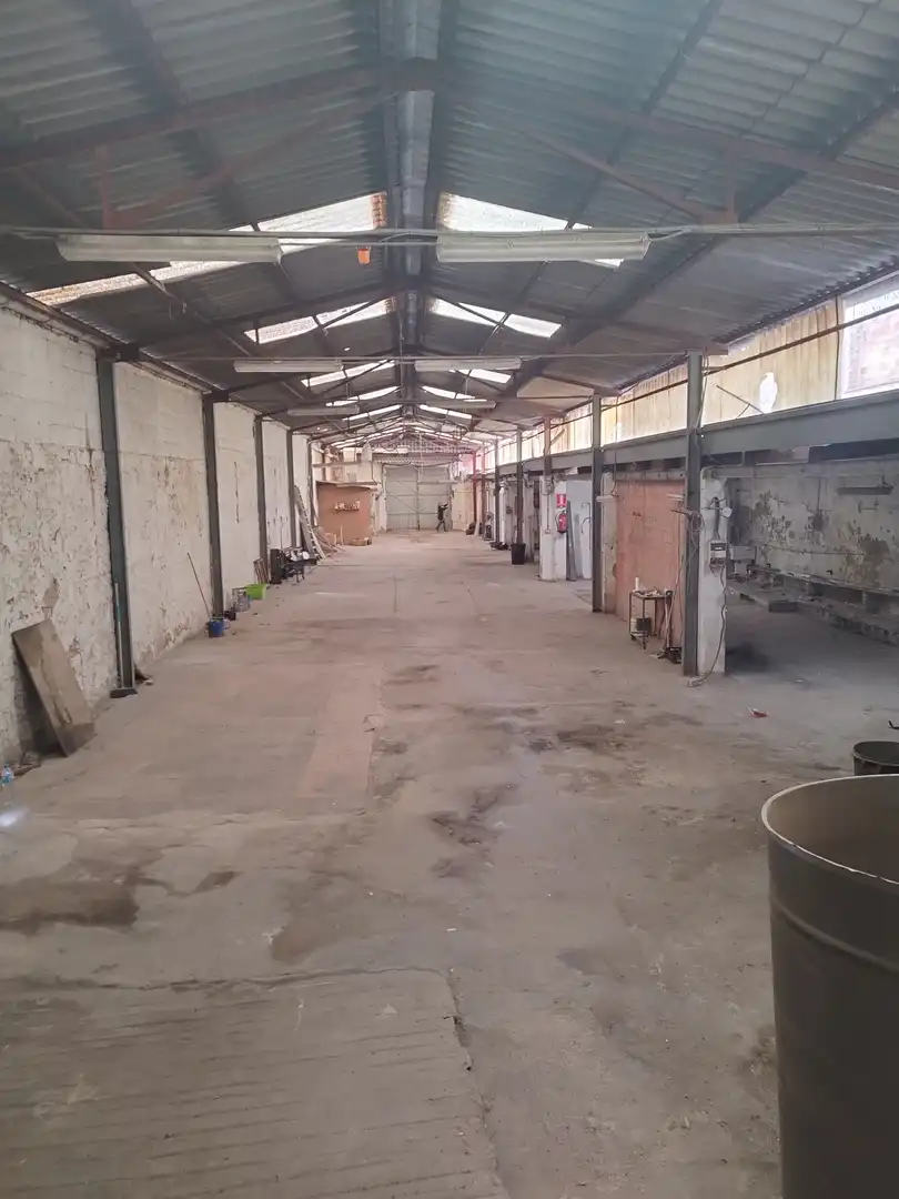 Nau industrial en venda en Vilamarxant