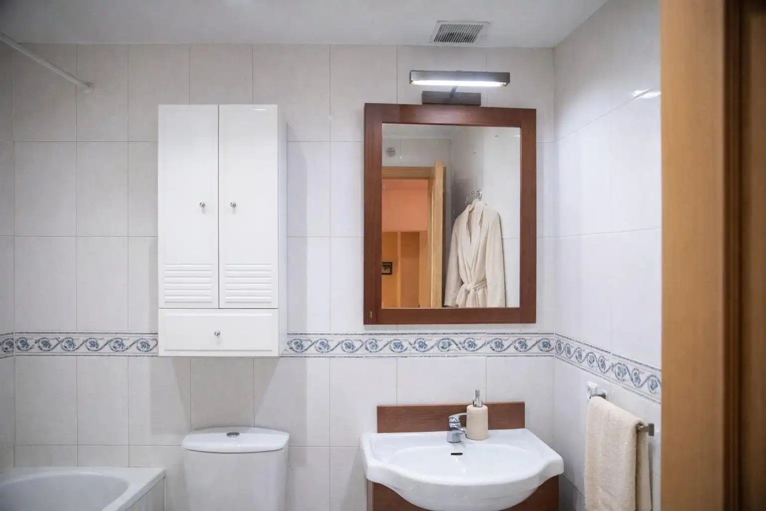 Baño de Casa adosada en venta en Rivas-Vaciamadrid con Aire acondicionado, Calefacción y Jardín privado