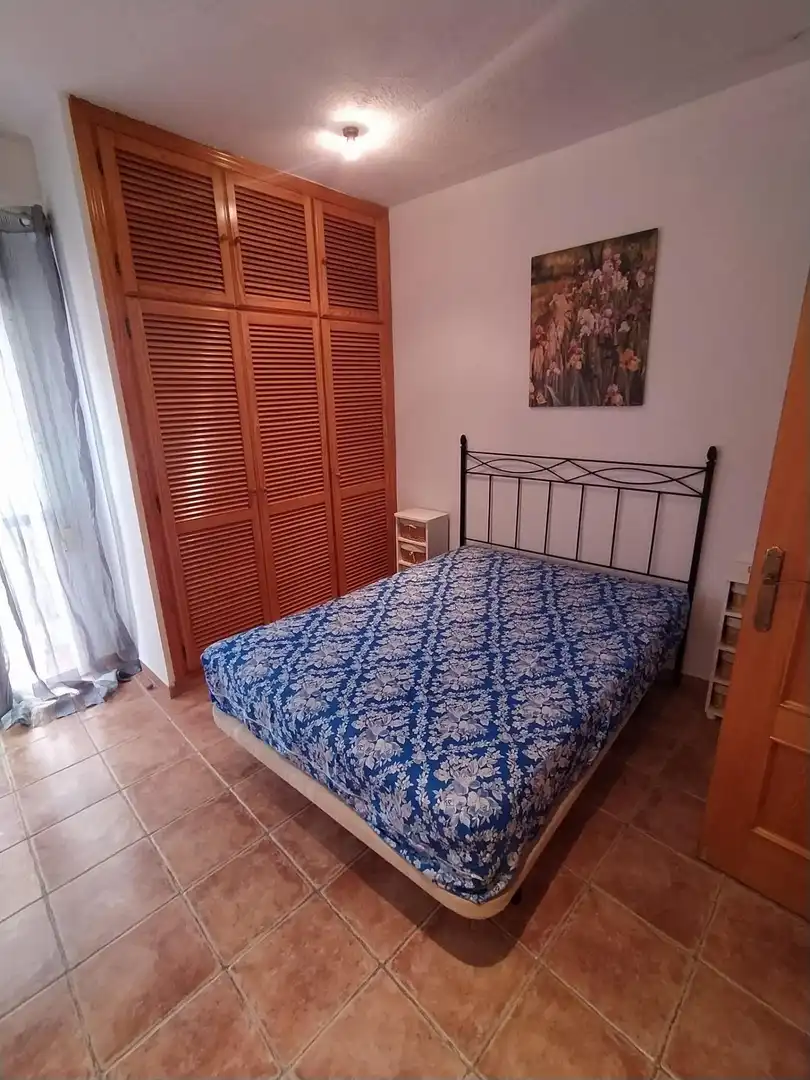 Dormitori de Pis en venda en Córdoba amb Aire condicionat, Moblat i Balcó
