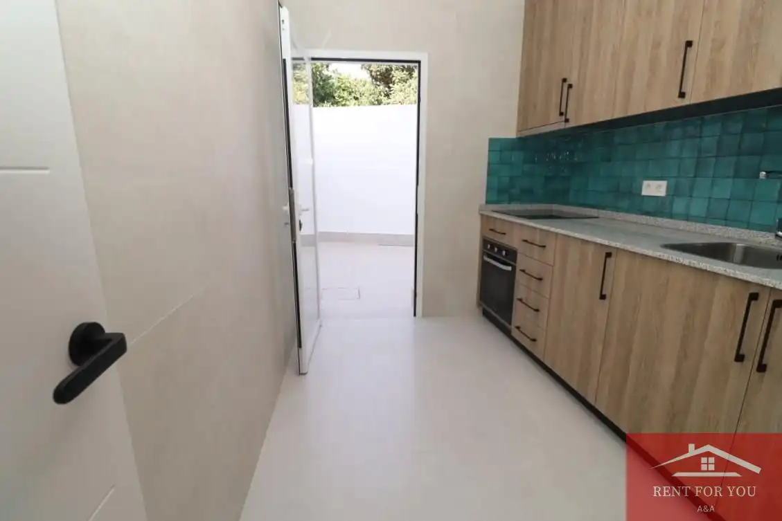 Ground floor for rent in Centro