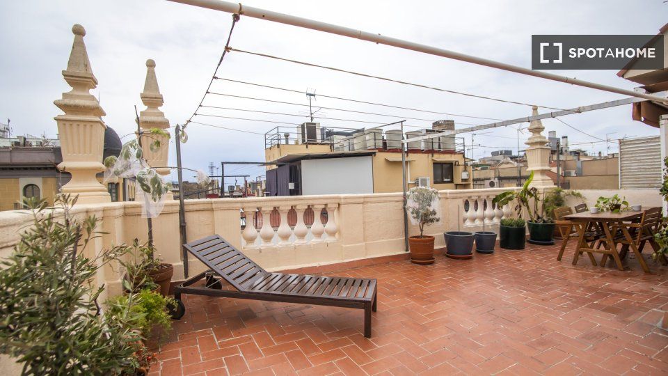 Terraza de Piso de alquiler en  Barcelona Capital con Aire acondicionado, Calefacción y Amueblado
