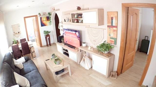 Living room of Flat for sale in Montcada i Reixac  with Air Conditioner, Heating and Parquet flooring