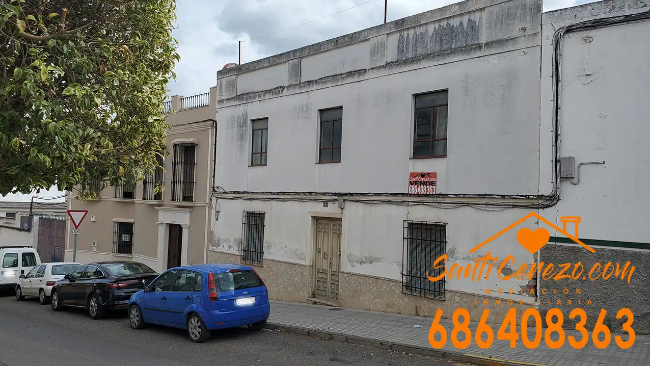 House for sale in Avenida de Santa María 6, imagen 2