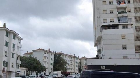 Foto 2 de Piso en venta en Calle Federico Garcia Lorca, Pescadores - Saladillo, Algeciras