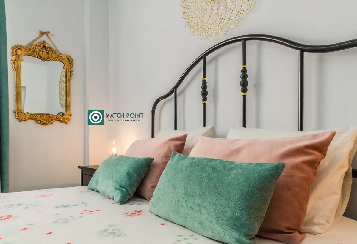 Habitación de Casa adosada en venta en Almuñécar con Amueblado
