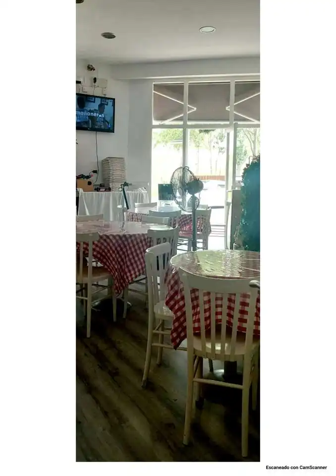 Local comercial en venta en De Saragossa, imagen 2