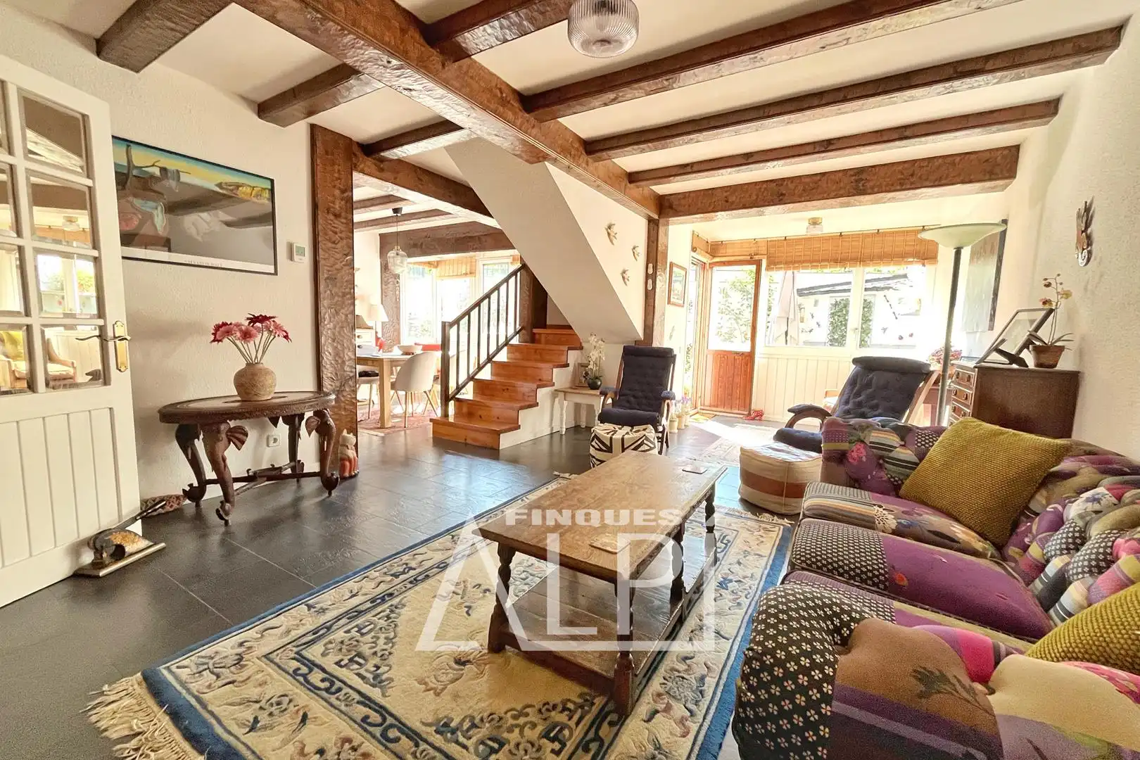 Sala d'estar de Casa adosada en venda en Fontanals de Cerdanya amb Calefacció, Parquet i Moblat