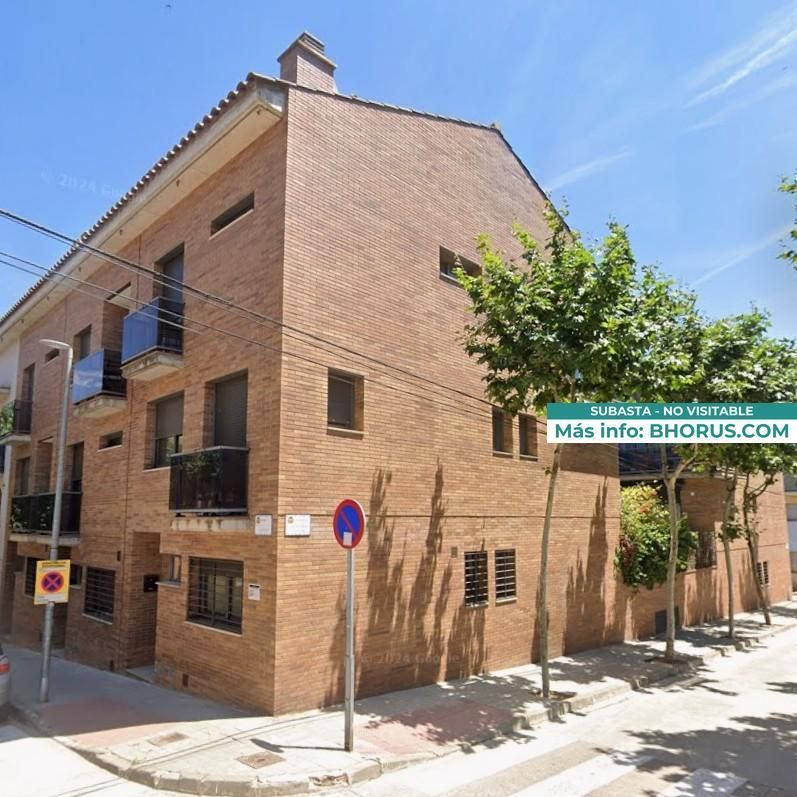 Vista exterior de Dúplex en venta en El Masnou