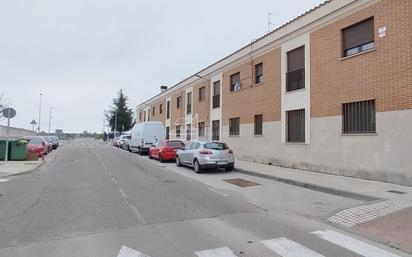 Exterior view of Flat for sale in Castellanos de Moriscos  with Heating and Furnished