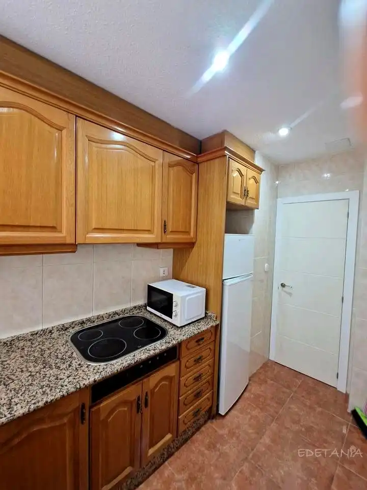 Cocina de Planta baja de alquiler en Moncada con Aire acondicionado, Calefacción y Amueblado