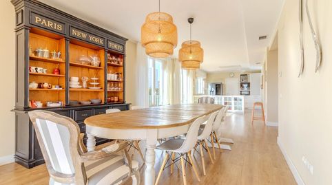 EXCLUSIVO CHALET DE LUJO EN CABANILLAS, JUNTO AL GOLF CON PISCINA UNA PARCELA DE 1450M2!!, imatge 2