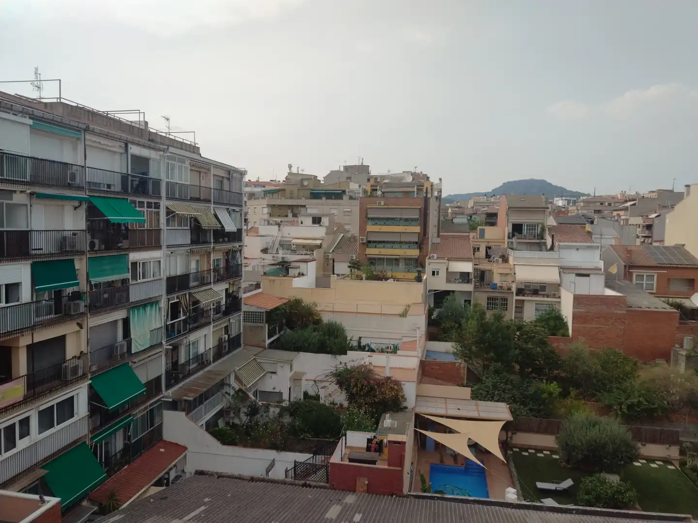 Exterior view of Flat for sale in Terrassa  with Balcony