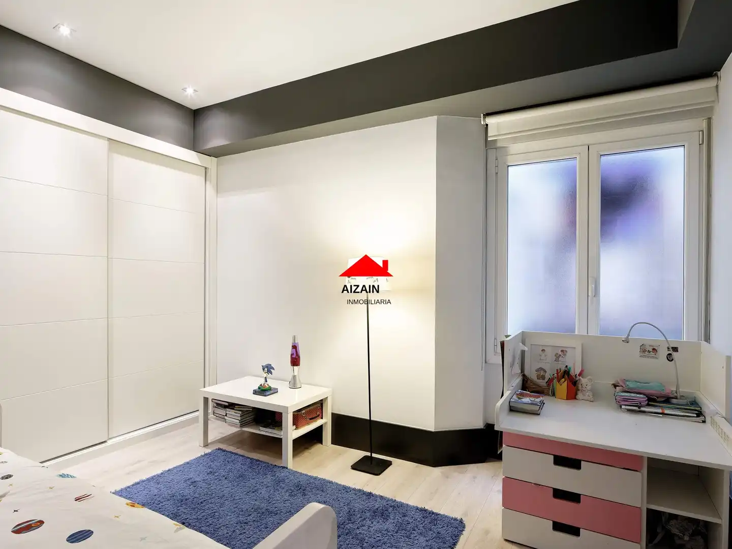 Habitación de Piso en venta en Bilbao  con Calefacción y Trastero