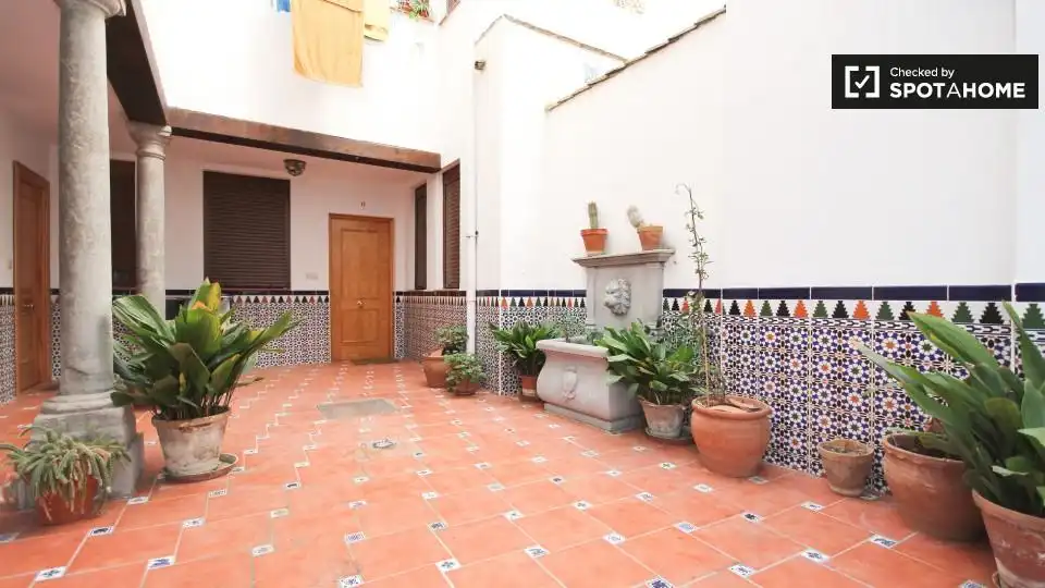 Room in Centro - Sagrario