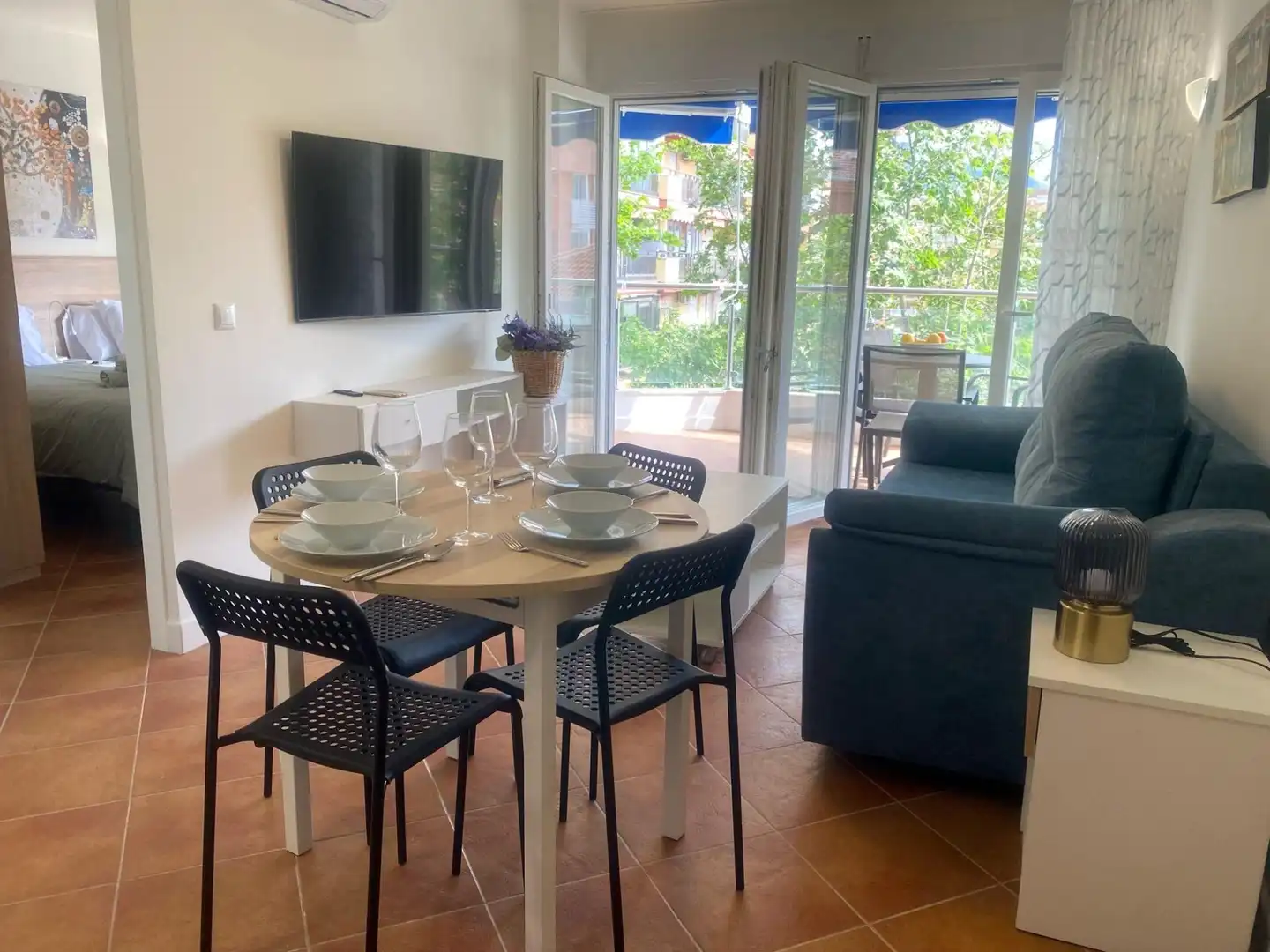 Apartament amb jardí de lloguer a Calle MAESTRA ANGELES ASPIAZU