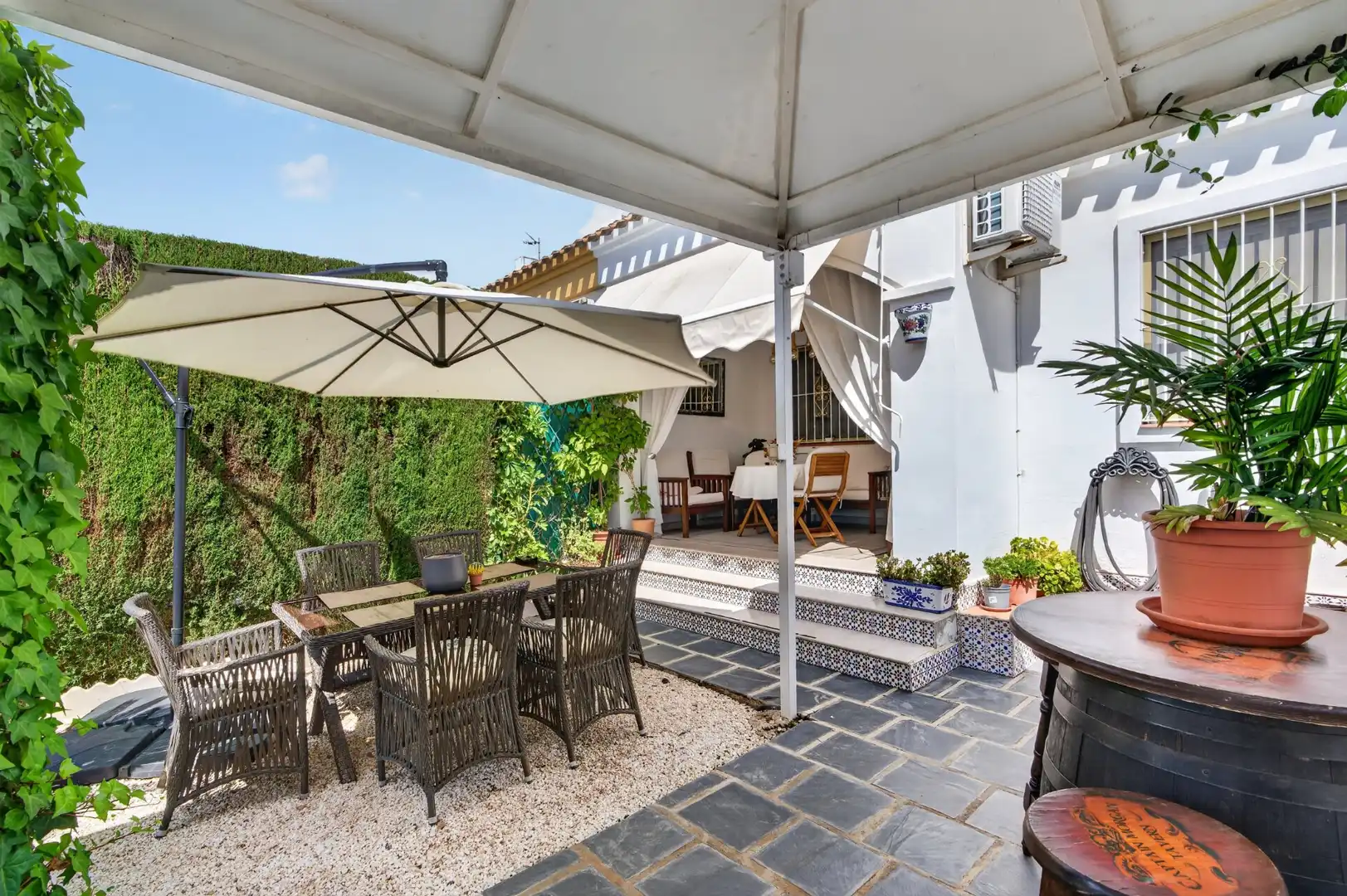 Reihenhaus mit Pool zum Verkauf in Sol