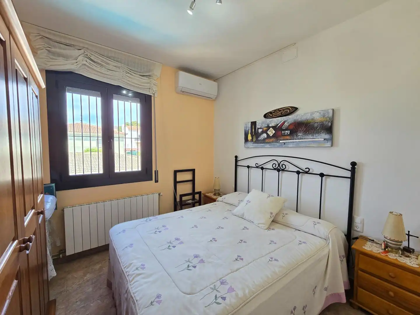 Dormitori de Casa o xalet en venda en Cunit amb Aire condicionat, Calefacció i Jardí privat