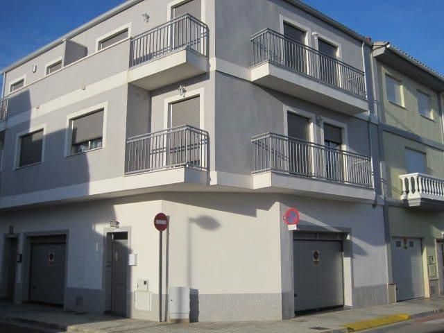 Vista exterior de Garatge en venda en Villanueva de Castellón