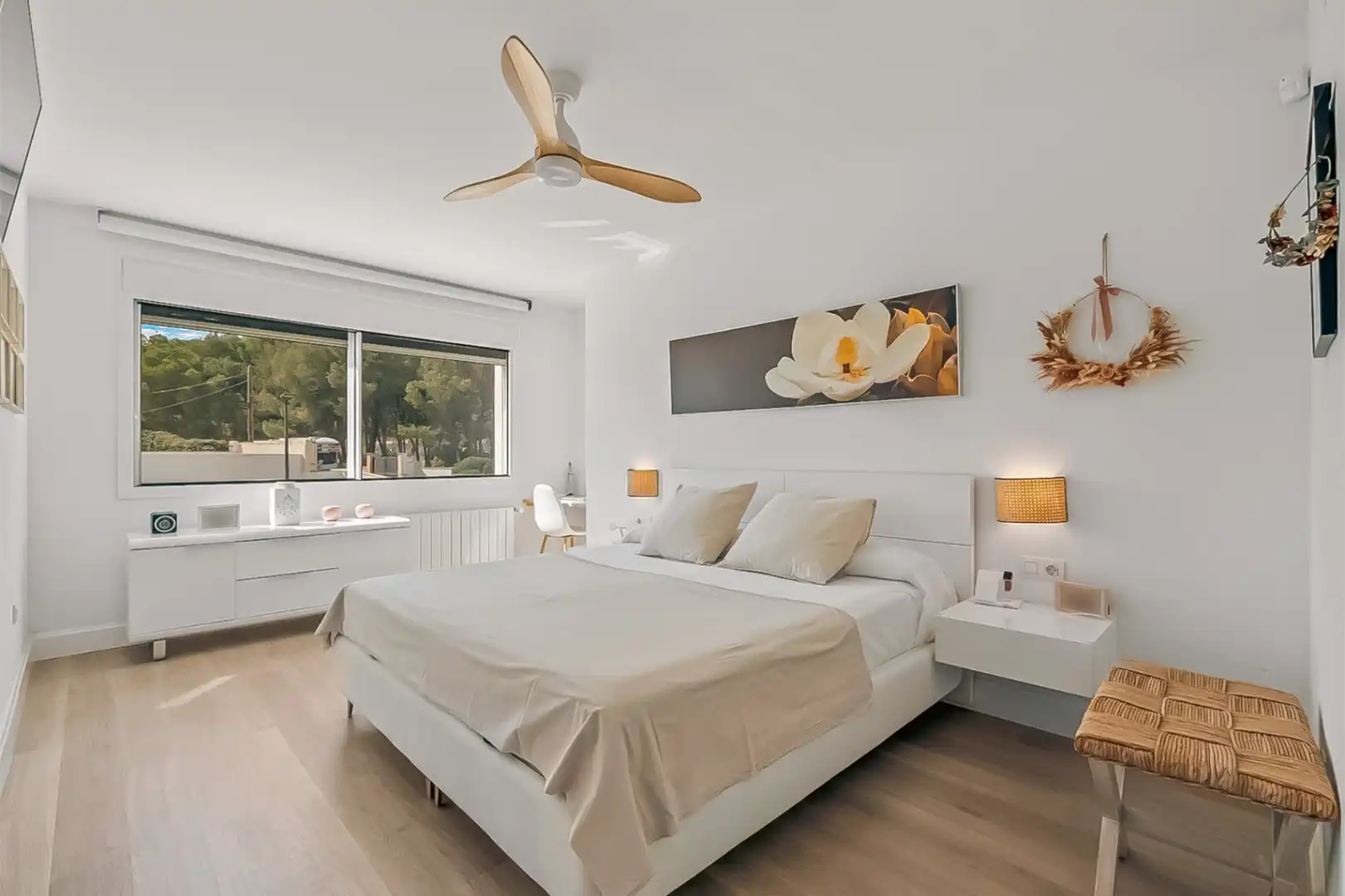 Habitación de Casa o chalet en venta en L'Alfàs del Pi con Aire acondicionado, Calefacción y Piscina