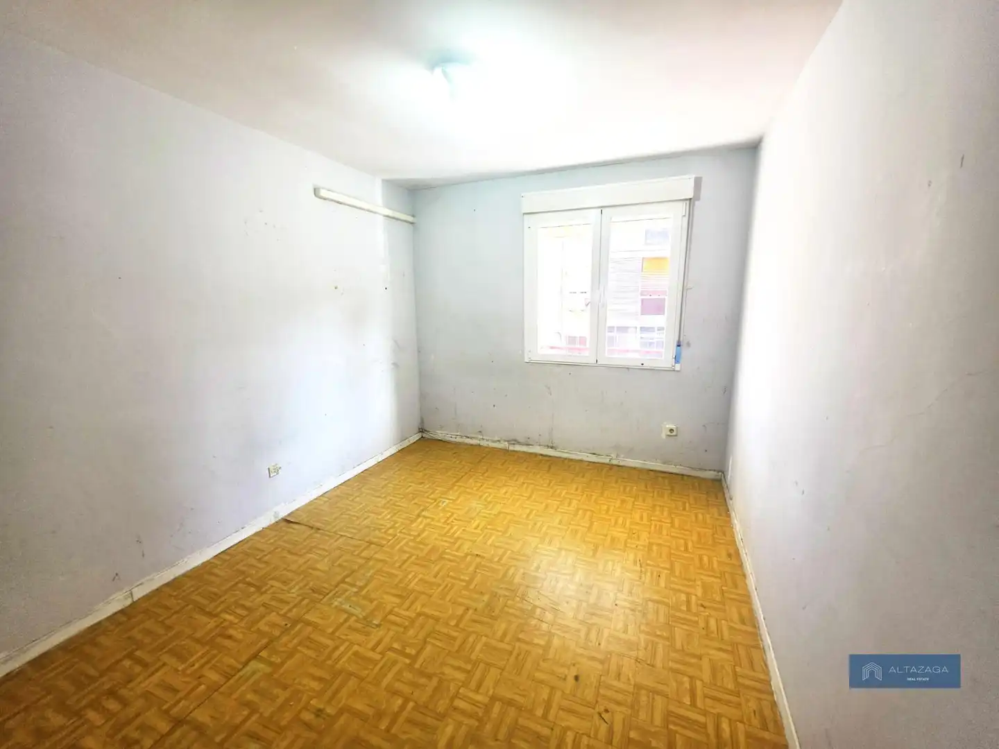 Schlafzimmer von Wohnung zum Verkauf in San Sebastián de los Reyes mit Klimaanlage, Terrasse und Alarm