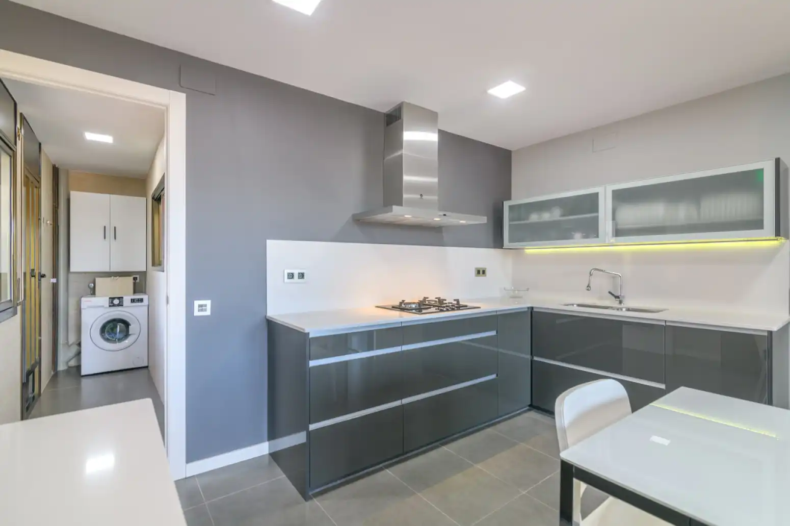 Cocina de Casa o chalet en venta en Gavà con Terraza, Piscina y Balcón
