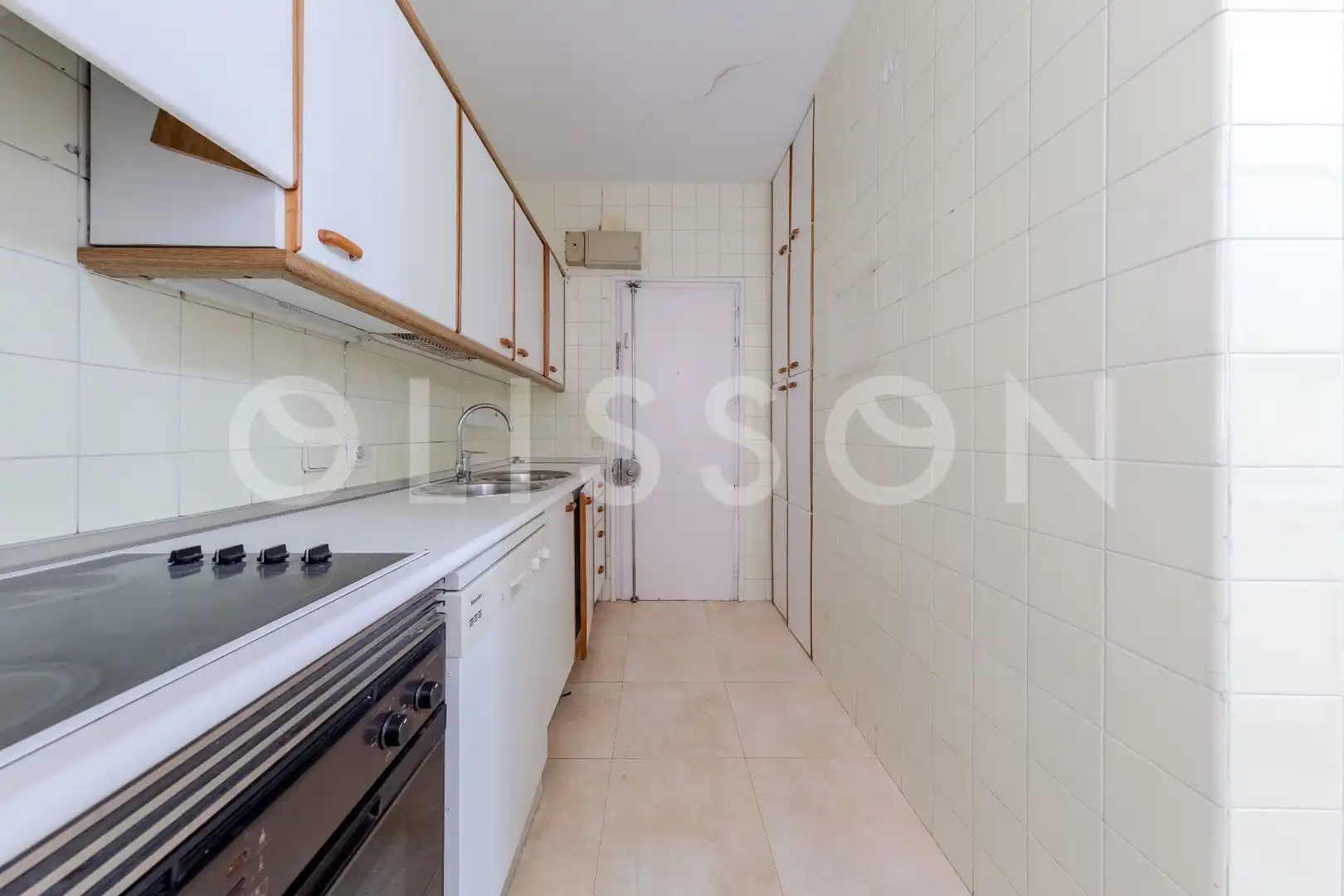 Küche von Wohnung zum Verkauf in Madrid mit Klimaanlage, Heizung und Terrasse