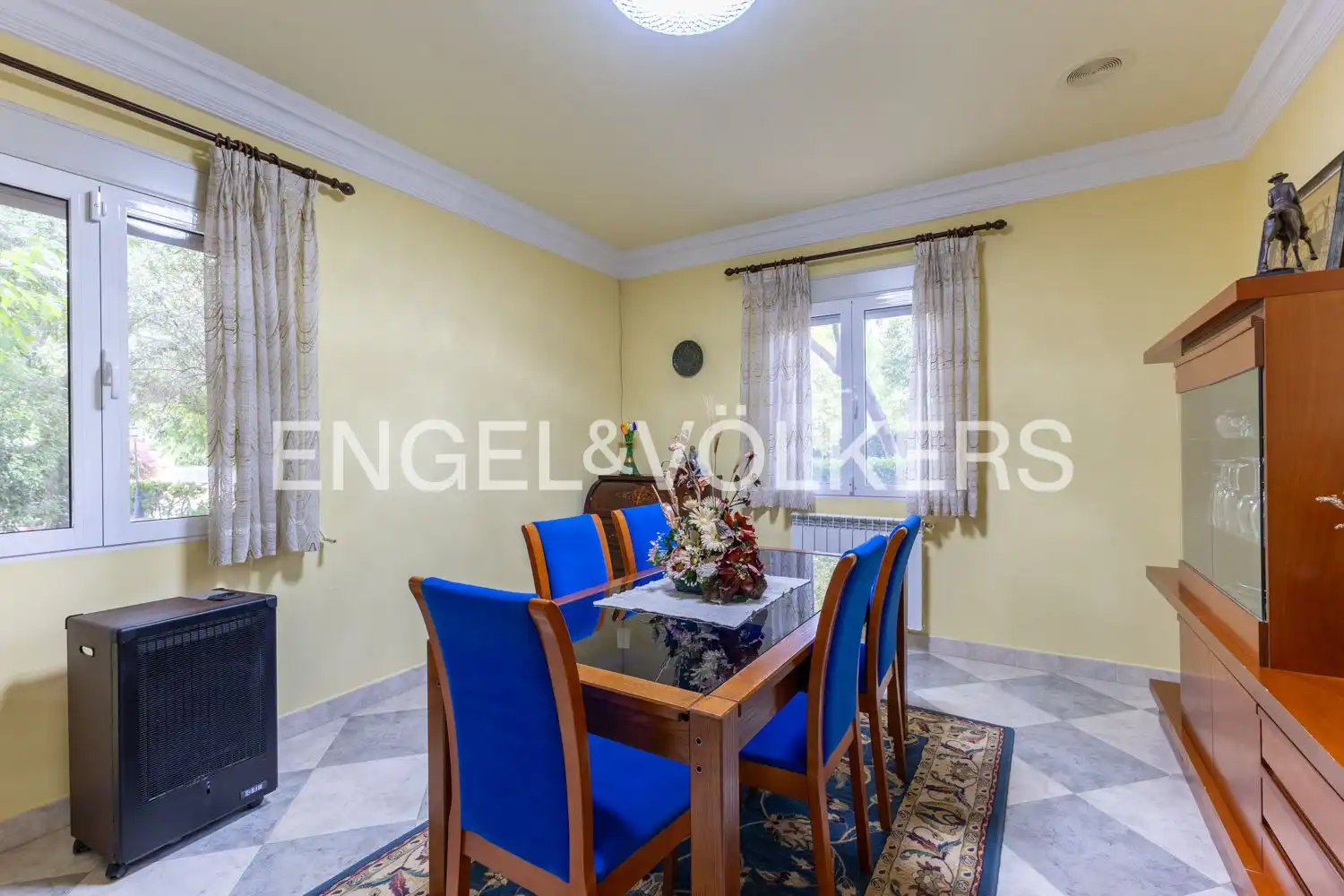 Comedor de Casa o chalet en venta en Enguera con Aire acondicionado, Calefacción y Jardín privado