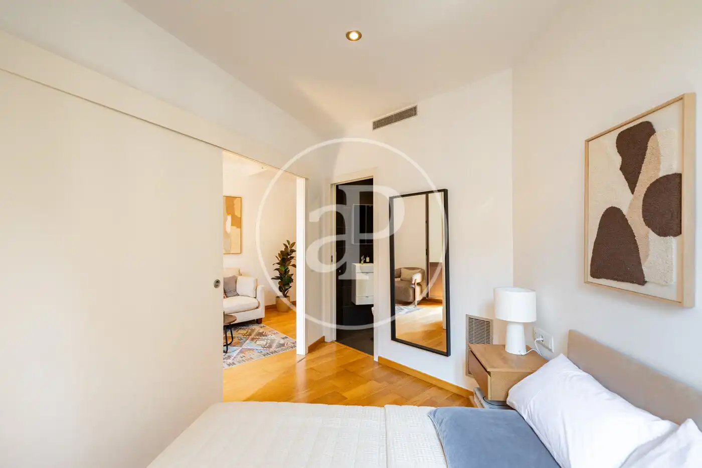 Habitación de Piso en venta en Barcelona con Aire acondicionado, Calefacción y Balcón