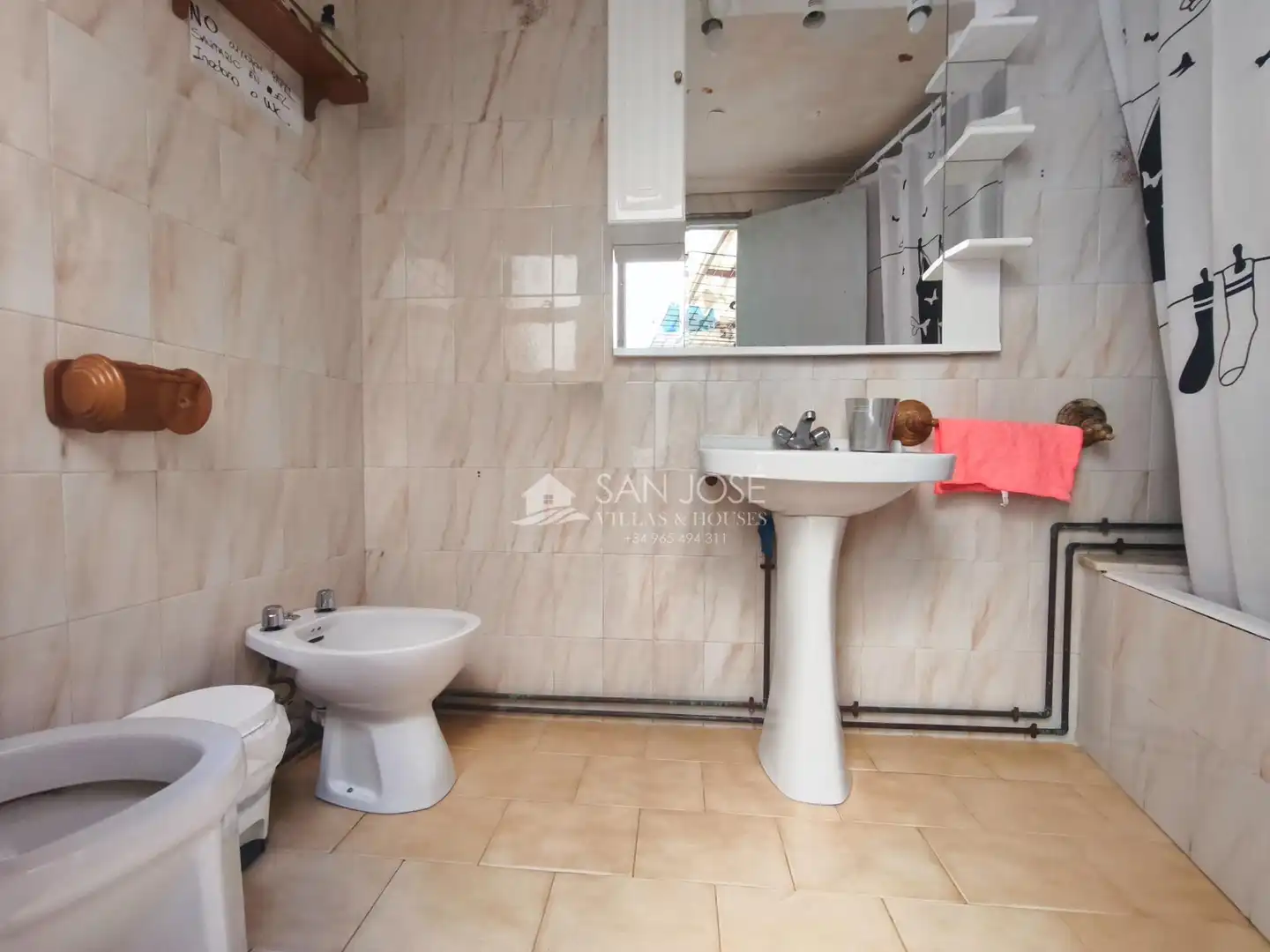 Bathroom of Houses for sale in Aspe  with Terrace and Storage room